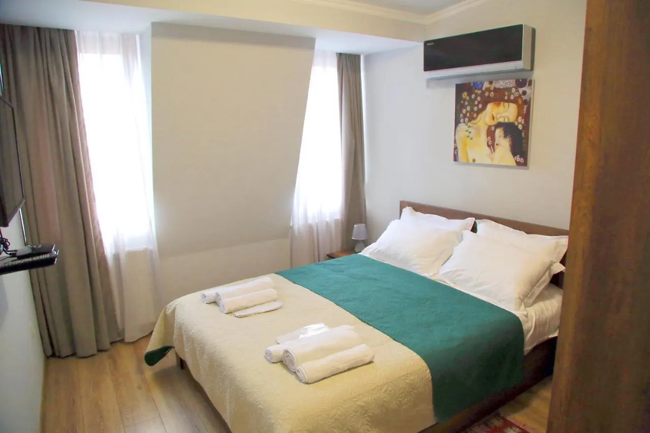 Family Apartments Тбилиси 0*,  Грузия